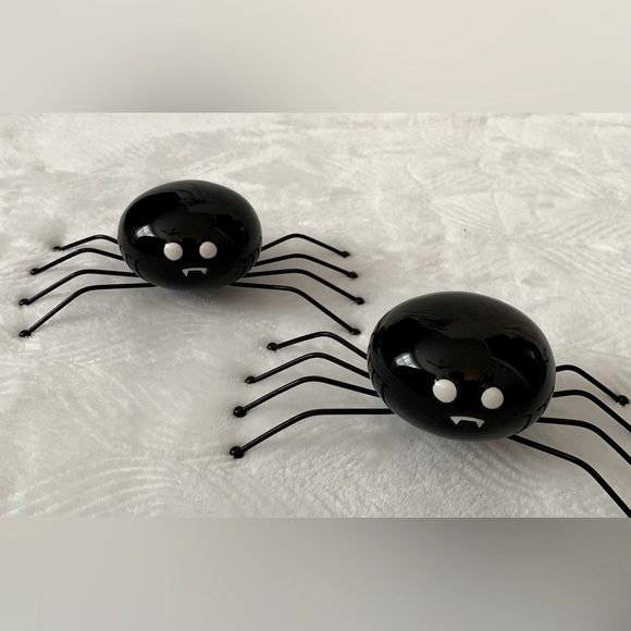 Halloween Spider Candy Dish and decor - Picture 4 of 9
